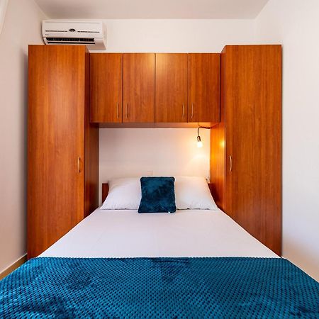 Apartments Prkacin Стариград-Пакленица Экстерьер фото