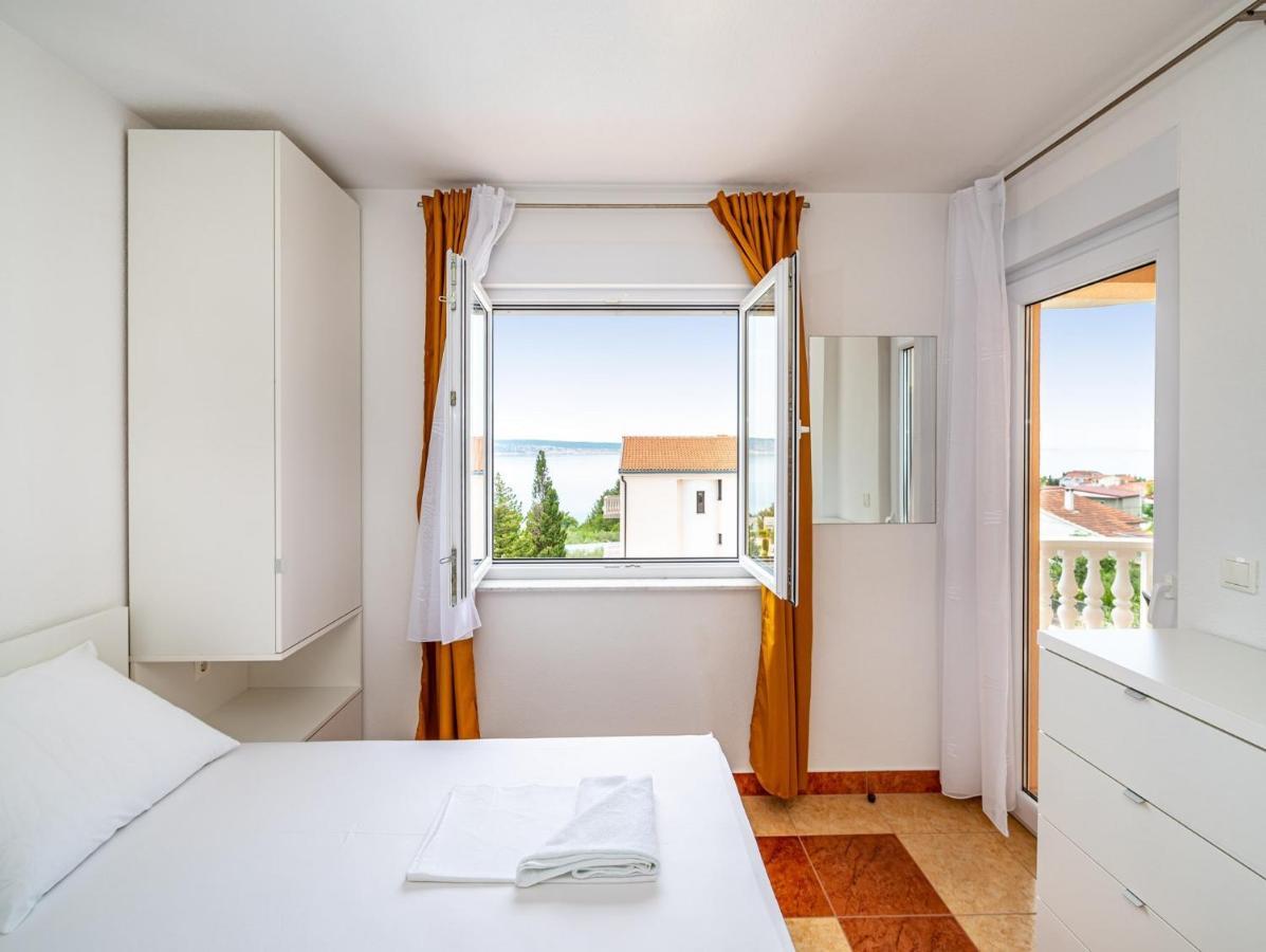 Apartments Prkacin Стариград-Пакленица Экстерьер фото