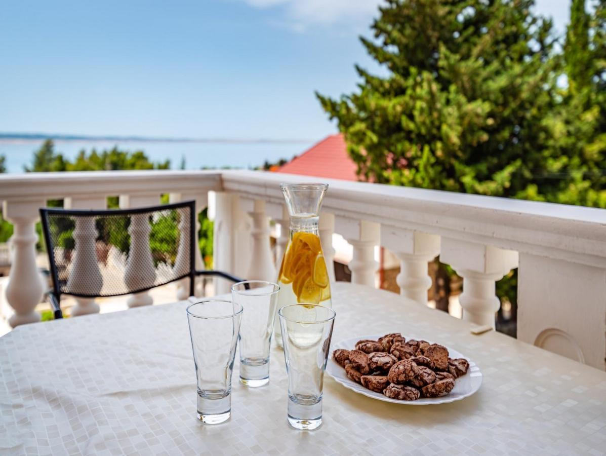 Apartments Prkacin Стариград-Пакленица Экстерьер фото